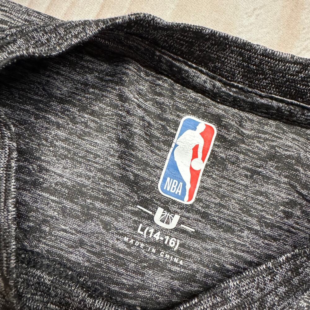 Los Angeles Lakers NBA Youth Size L (14-16) Long Sleeve T-Shirt & Short Charcoal - Picture 4 of 5